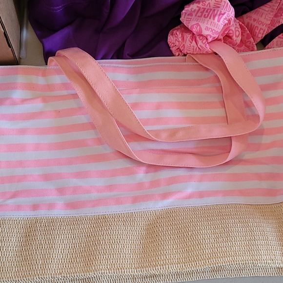 Victoria Secret tote - Picture 4 of 5